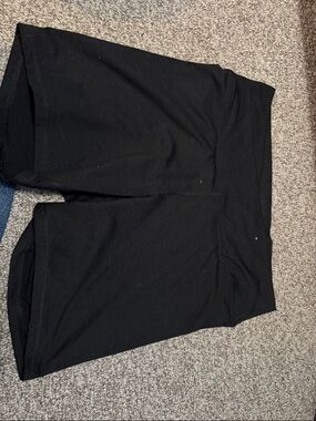 Old Navy Black Extra High-Rise Biker Shorts